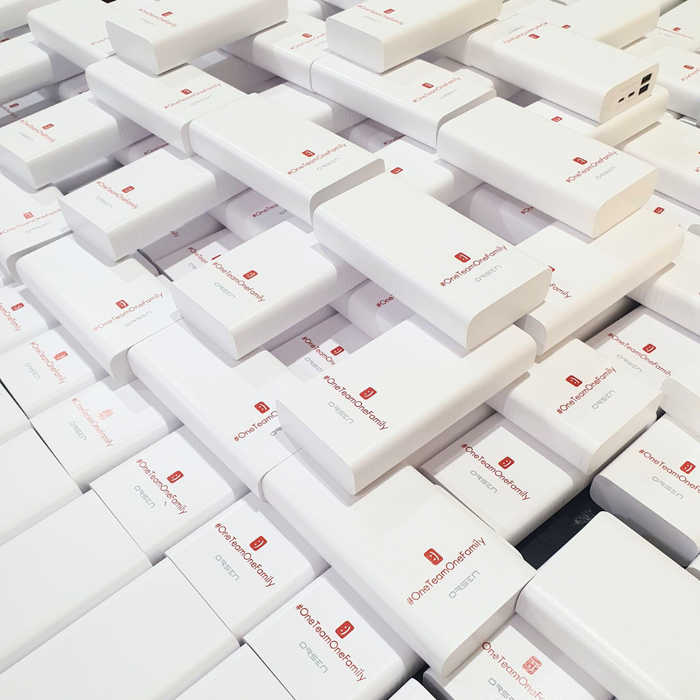 งานสกรีนโลโก้บน E39 20000mAh พาวเวอร์แบงค์ของพรีเมี่ยมแจกลูกค้า