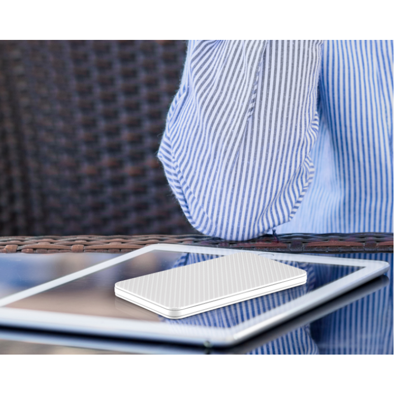 ใหม่! E30 5000 mAh สีขาว / White แถมสายชาร์จ ส่งฟรี Kerry Express & EMS!