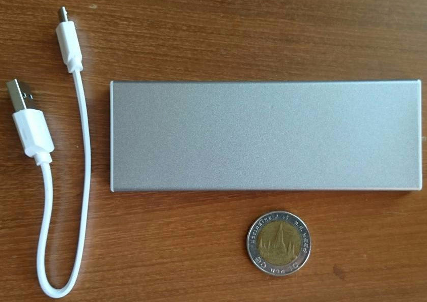 E18 4000 mAh สีเงิน / Silver แถมซอง สายชาร์จ & ส่งฟรี EMS / Kerry Express!