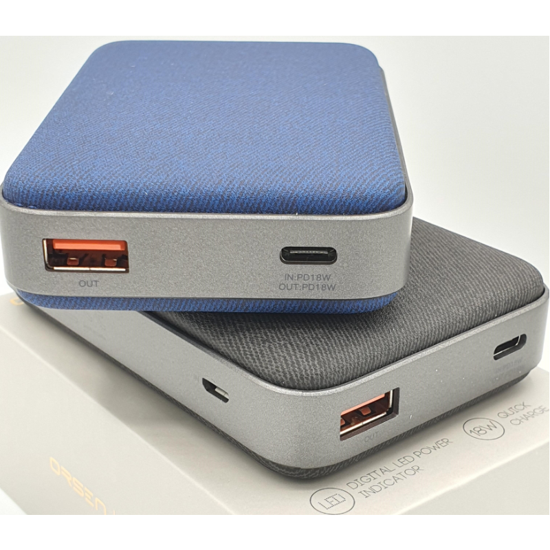 ใหม่! E33 10000 mAh สีดำ / Black แถมซอง & สายชาร์จ ส่งฟรี Kerry Express & EMS!