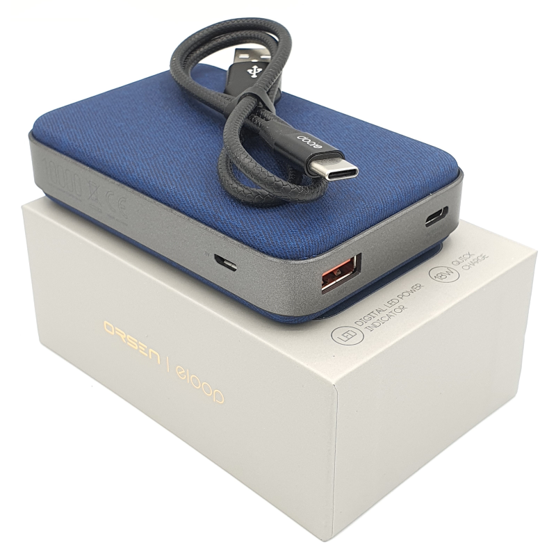 ใหม่! E33 10000 mAh สีฟ้า / Blue แถมซอง & สายชาร์จ ส่งฟรี Kerry Express & EMS!