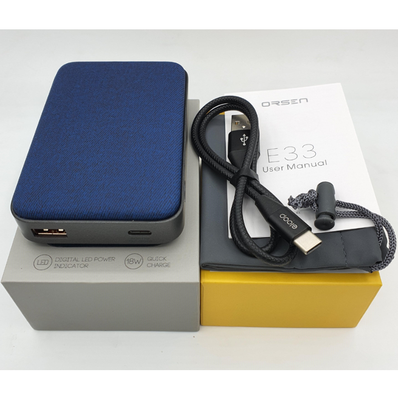 ใหม่! E33 10000 mAh สีฟ้า / Blue แถมซอง & สายชาร์จ ส่งฟรี Kerry Express & EMS!